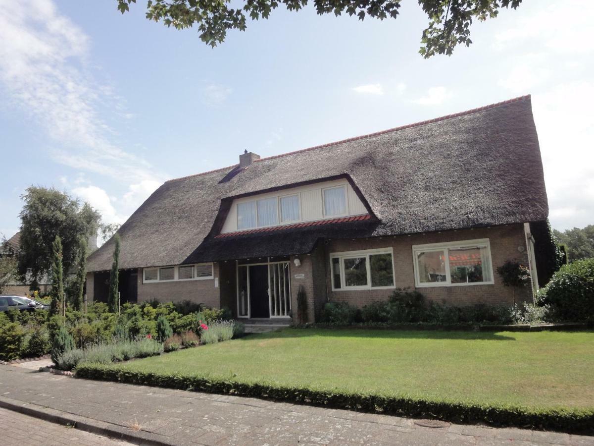 Riethove Acomodação com café da manhã Harlingen Exterior foto
